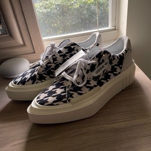 Adidas Hypersleek Black/White Houndstooth Sneakers